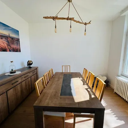 La Madeleine -jacuzzi - 10 Voyageurs Villa