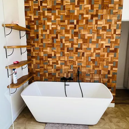 La Madeleine -jacuzzi - 10 Voyageurs 빌라 칼라이스